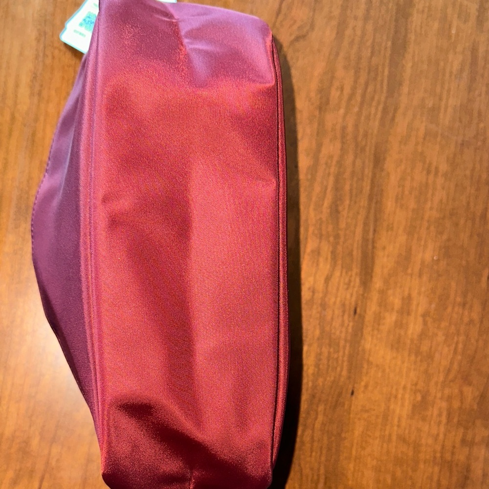 lululemon athletica City Essentials Pouch in Burgundy/Rockwood NWT - Picture 9 of 13